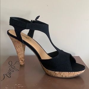Solanz Cork Bottom Heel
